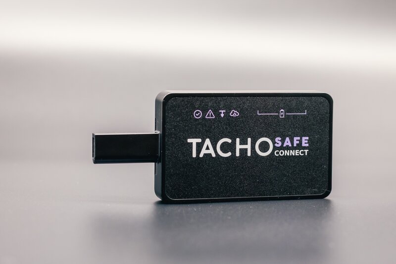 TachoSafe Connect-Cititor wireless pentru tahograf si card sofer